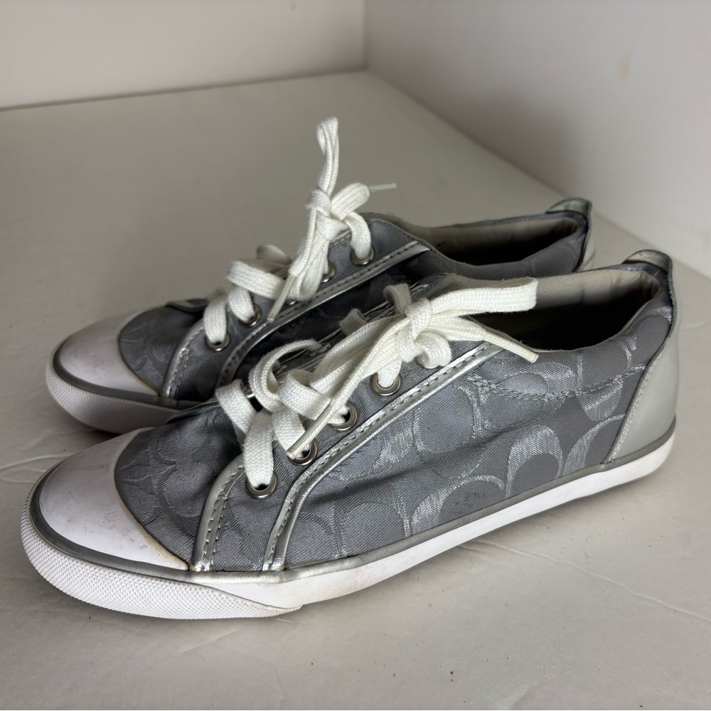 Coach Barrett Sneaker Silver and Grey Size 6B - Picture 3 of 6